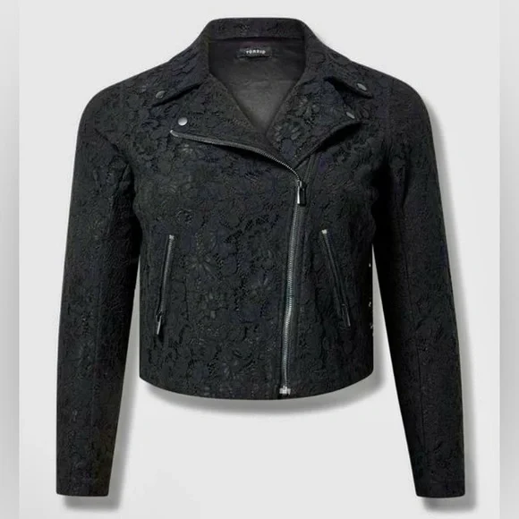 Torrid Black Crocheted Lace Moto Jacket Size 3X - NWT! - Picture 6 of 8